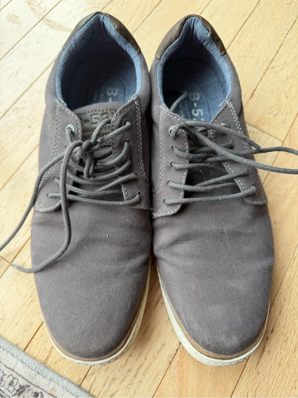 Casual Lace-Up Men's Shoes in Dark Gray